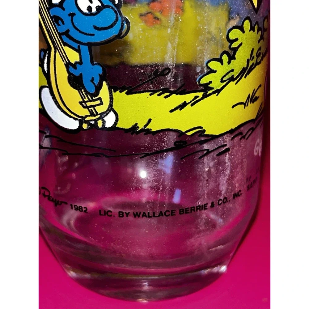 Vintage GROUCHY‎ Smurf Peyo Wallace Berrie 1982 Drinking Glass Cup Tumbler